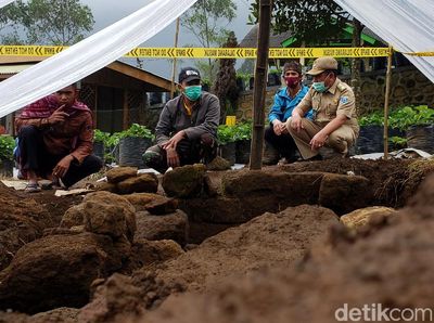 Ini Situs Bersejarah yang Ditemukan di Kebun Strawberry Probolinggo