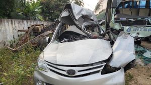 Potret Bus dan Avanza Terlibat Kecelakaan Tewaskan 9 Remaja Masjid