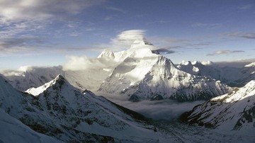 Tragedi di Puncak: Pendaki Terkenal Kehilangan Nyawa Setelah Menempuh Jalur Berbahaya Himalaya