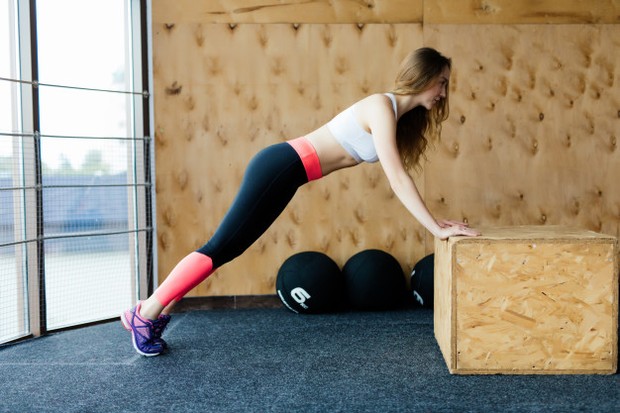 Olahraga kardio juga baik untuk pikiran maupun untuk tubuh kamu, karena aliran darah ekstra dari olahraga kamu memasok lebih banyak oksigen ke otak kamu.