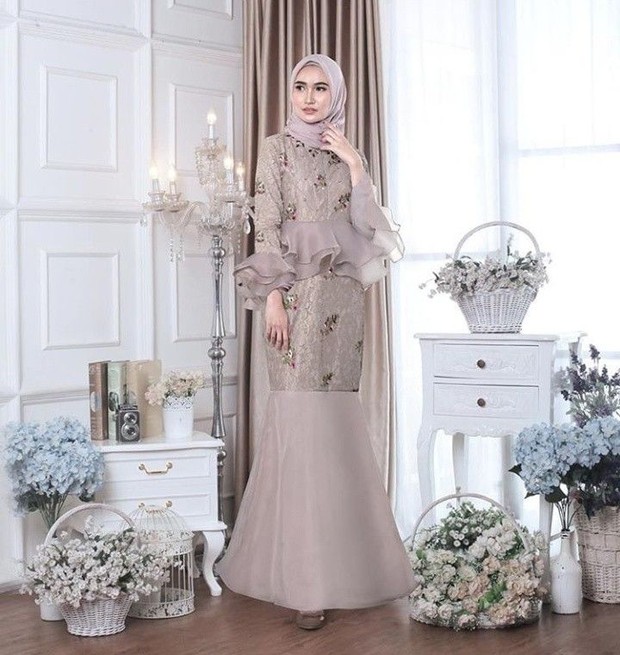 Model mermaid/pinterest.com Model mermaid