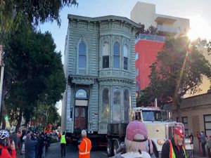 Cara Unik Pindahan Warga San Fransisco Cara Unik Pindahan Warga San Fransisco