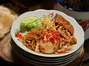 Racikan Nasi Gurih Sederhana yang Berawal dari Makanan Ritual Racikan Nasi Gurih Sederhana yang Berawal dari Makanan Ritual