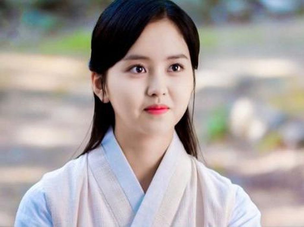 Menurut Survei Terbaru, Ini 15 Aktris Drama Korea Paling Cantik di 2021 (Bag.2) Menurut Survei Terbaru, Ini 15 Aktris Drama Korea Paling Cantik di 2021 (Bag.2)