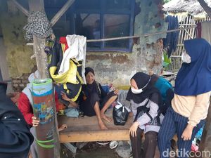 Melihat Aksi Milenial di Serang Bantu Para Lansia