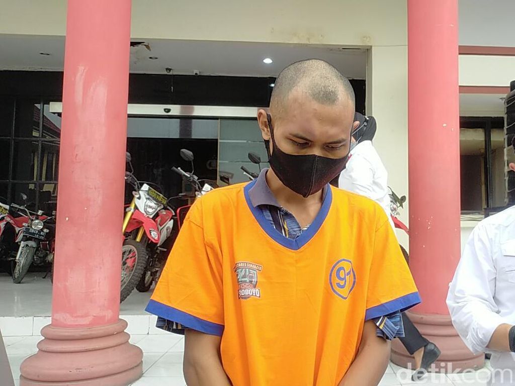 Ayah di Surabaya Ngaku Khilaf Pukul Anak Tiri Karena Dikurung Istri Ayah di Surabaya Ngaku Khilaf Pukul Anak Tiri Karena Dikurung Istri
