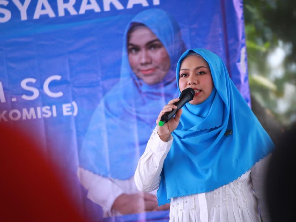Borong Tiket, Zita Anjani Ungkap Perintah Ketum PAN Birukan Formula E Borong Tiket, Zita Anjani Ungkap Perintah Ketum PAN Birukan Formula E