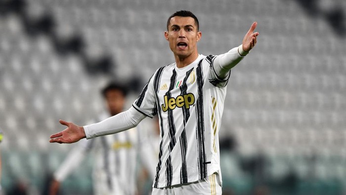 TURIN, ITALY - FEBRUARY 22: Cristiano Ronaldo of Juventus reacts during the Serie A match between Juventus and FC Crotone at Allianz Stadium on February 22, 2021 in Turin, Italy. Sporting stadiums around Italy remain under strict restrictions due to the Coronavirus Pandemic as Government social distancing laws prohibit fans inside venues resulting in games being played behind closed doors. (Photo by Chris Ricco/Getty Images)