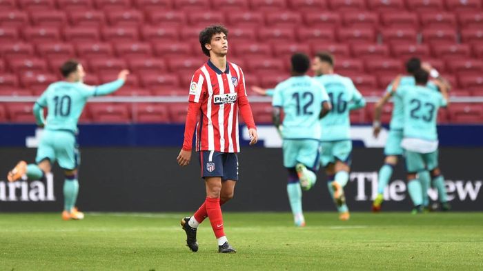 1303175929 MADRID, SPAIN - FEBRUARY 20: Joao Felix of Atletico de Madrid reacts after conceding their sides first goal, scored by Jose Luis Morales of Levante UD during the La Liga Santander match between Atletico de Madrid and Levante UD at Estadio Wanda Metropolitano on February 20, 2021 in Madrid, Spain. Sporting stadiums around Spain remain under strict restrictions due to the Coronavirus Pandemic as Government social distancing laws prohibit fans inside venues resulting in games being played behind closed doors. (Photo by Denis Doyle/Getty Images)