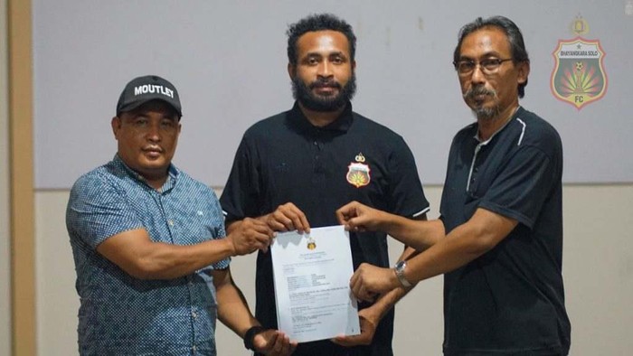 Arthur Bonai bergabung dengan Bhayangkara Solo FC.