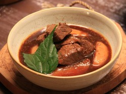 8 Lauk Pendamping Nasi Uduk Betawi yang Rasanya Mantul