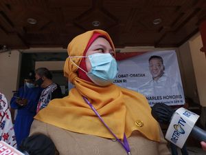 Viral Antrean Panjang Daftar Vaksinasi Lansia, RSUD Kembangan Evaluasi