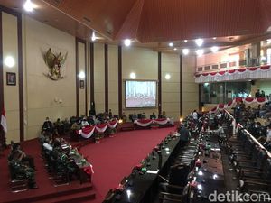 Paripurna DPRD Usul Bobby Nasution Dilantik Jadi Walkot Medan 26 Februari Paripurna DPRD Usul Bobby Nasution Dilantik Jadi Walkot Medan 26 Februari