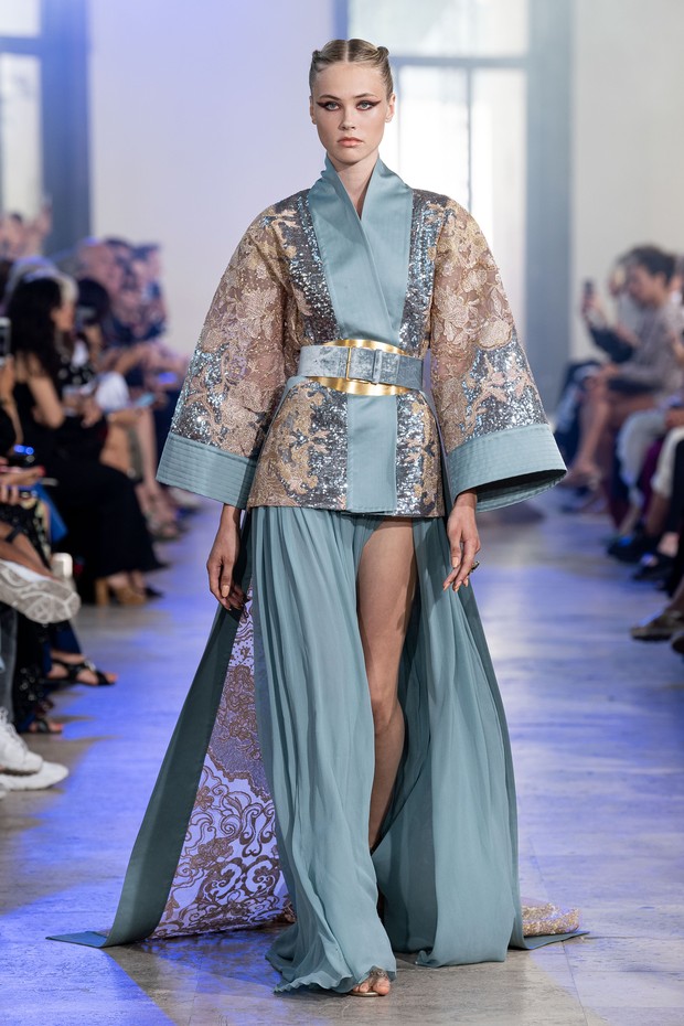 Foto: Elie Saab Spring 2019 Couture/vogue.com/fashion-shows Foto: Elie Saab Spring 2019 Couture/vogue.com/fashion-shows