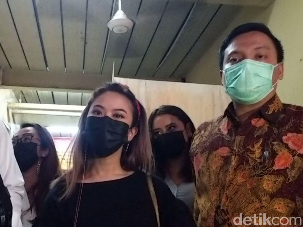 Polisi Belum Berhenti Ungkap Kasus Video Porno Mirip Gabriella Larasati Polisi Belum Berhenti Ungkap Kasus Video Porno Mirip Gabriella Larasati