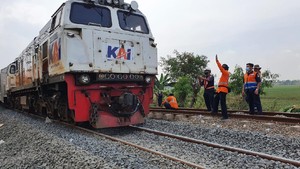 7 Perjalanan Kereta Api Dibatalkan Imbas KA Purwojaya Anjlok di Bekasi 7 Perjalanan Kereta Api Dibatalkan Imbas KA Purwojaya Anjlok di Bekasi