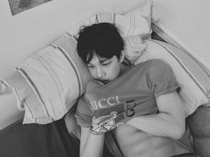 5 Gaya Kai EXO Jadi Artis Korea Pertama yang Rilis Koleksi dengan Gucci