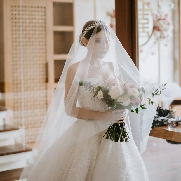 Pernikahan Reza Arap dan Wendy Walters