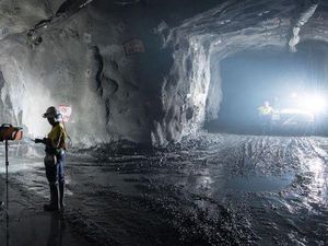 Perusahaan Tambang di Australia Saling Bersaing Mencari Insinyur Terampil