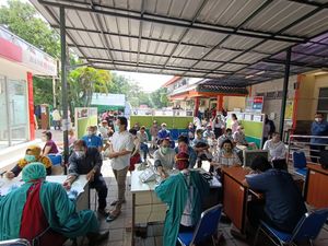 RSUD Kembangan Vaksinasi COVID-19 152 Lansia Hari Ini, Begini Suasananya