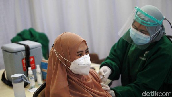 Vaksinasi COVID-19 di KPK