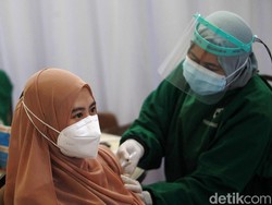 Beredar Mitos Vaksin COVID-19 Bikin Mandul, Ini Faktanya