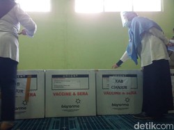 30 Ribu Dosis Vaksin COVID-19 Tahap 2 Tiba di Cianjur, Ini Sasarannya