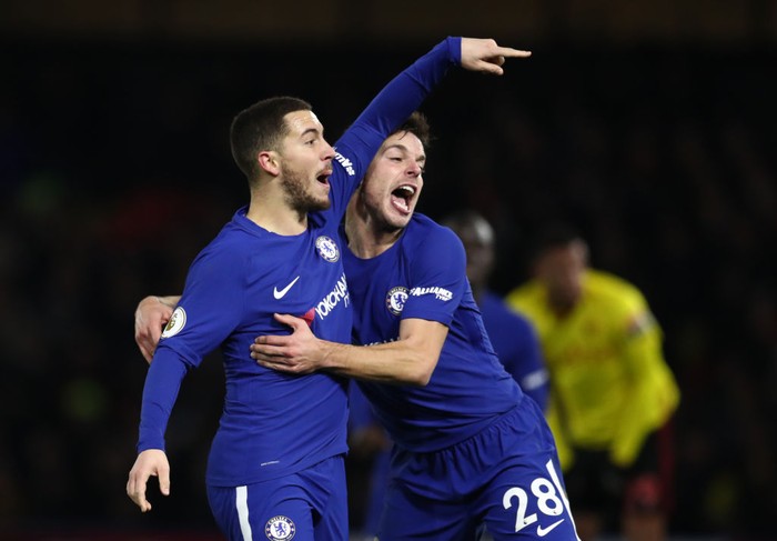 WATFORD, ENGLAND - FEBRUARY 05: Eden Hazard and Cesar Azpilicueta of Chelsea celebrate during the Premier League match between Watford and Chelsea at Vicarage Road on February 5, 2018 in Watford, England. (Photo by Catherine Ivill/Getty Images)