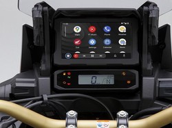 Honda Africa Twin Kini Dilengkapi Fitur Android Auto