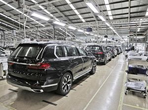 Krisis Chip Semikonduktor Pengaruhi Produksi BMW di Indonesia? Krisis Chip Semikonduktor Pengaruhi Produksi BMW di Indonesia?