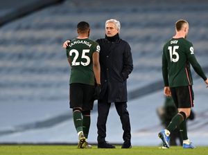 Mourinho: Tenang Saja, Tottenham Bakal Bangkit Kok