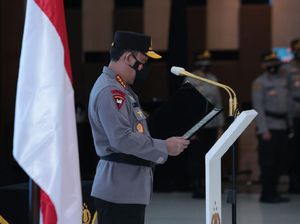 Kapolri Jenderal Sigit Lantik Irjen Paulus Jadi Kabaintelkam Polri Kapolri Jenderal Sigit Lantik Irjen Paulus Jadi Kabaintelkam Polri