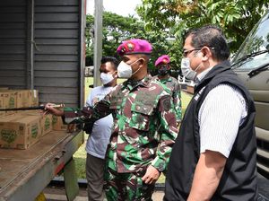 Marinir Kirim Bantuan Gelombang Ke-2 untuk Korban Banjir Karawang-Bekasi