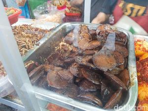 Sedapnye! Nasi Uduk Pakai Lauk Semur Jengkol yang Jadi Primadona Sedapnye! Nasi Uduk Pakai Lauk Semur Jengkol yang Jadi Primadona