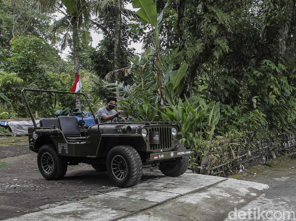 Nostalgia Masa Lampau Lewat Kustom Jeep Willys di Yogyakarta