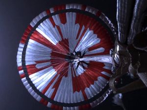 NASA Sisipkan Pesan Rahasia di Parasut Robot Mars