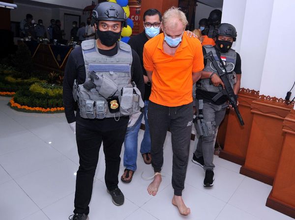 Buronan Interpol WN Rusia yang Sempat Kabur Akhirnya Ditangkap!