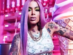 Wanita yang Jadi Sensasi karena Tato Bokong Mengaku Dapat Restu dari Ayah