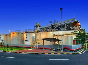 PLN GG & DEB Garap Pengembangan LNG Terminal di Bali