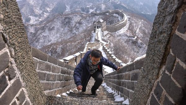 Salju di Tembok Besar China Mulai Mencair