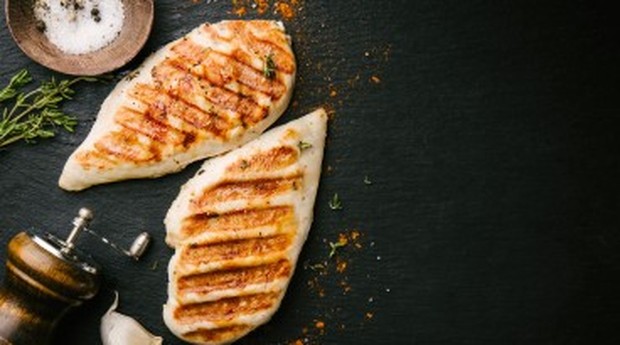 ayam rica (sumber : freepik)