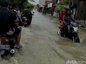 Meski Surut, Namun Banjir di Lamongan Masih Merendam 6 Kecamatan