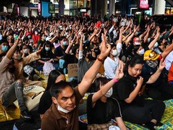 Clubhouse Jadi Sarana Pengunjuk Rasa Pro-Demokrasi di Thailand Bersuara