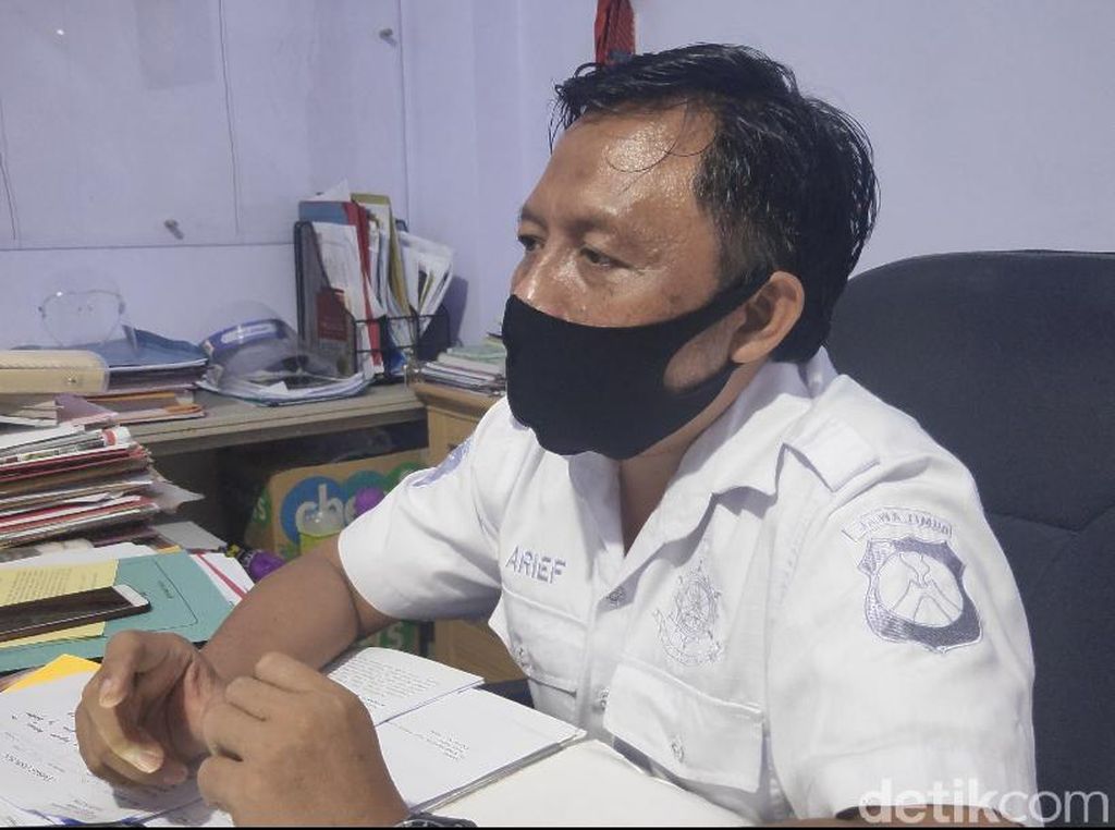 Ironis, Kakek di Jember Paksa Cucu Berhubungan Intim dengan Pemuda Tetangga Ironis, Kakek di Jember Paksa Cucu Berhubungan Intim dengan Pemuda Tetangga