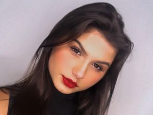 Kontroversial, Ini Wanita Transgender Kembar Pertama di Dunia Kontroversial, Ini Wanita Transgender Kembar Pertama di Dunia