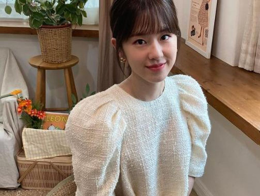 Buntut Kasus Bullying, Park Hye Soo Kemungkinan Didepak dari Dear.M Buntut Kasus Bullying, Park Hye Soo Kemungkinan Didepak dari Dear.M