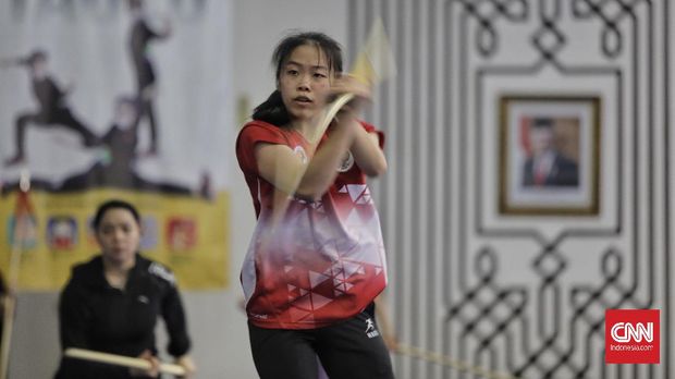 PELATNAS WUSHU Sejumlah atlet wushu terbaik menjalani pemusatan latihan nasional (pelatnas) dengan protokol kesehatan di Wisma Serba Guna Komplek Gelora Bung Karno (GBK) Jakarta, 25 fEBRUARI 2021. Mereka bakal dipersiapkan menghadapi SEA Games Vietnam 2021, Kejuaraan Dunia Wushu di Amerika Serikat 2021, Youth Olympic 2021, Piala Dunia (Sanda) di Australia 2021, Piala Dunia (Taolo) di Jepang 2021 dan Universiade di China 2021. CNN Indonesia/ Adhi Wicaksono