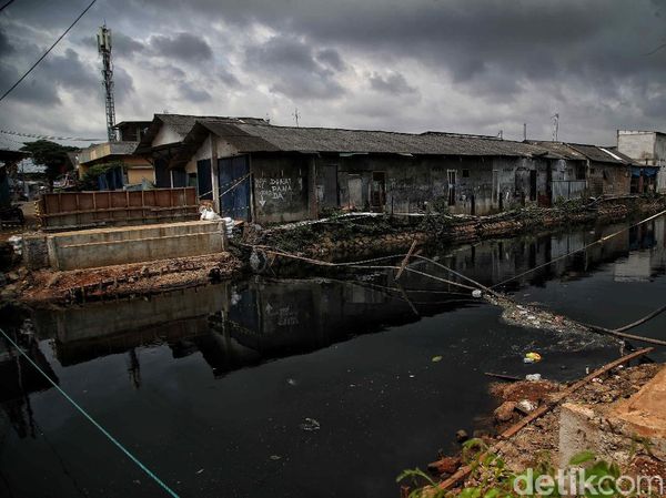 Pembangunan Jembatan Kali Betik Tertunda