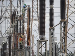 PLN Bangun Tower Baru Demi Jaga Kelistrikan di NTT, Dijamin Aman?