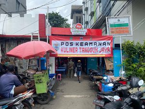 Polisi Gelar Rapid Test di Kuliner Tangguh Menteng, 3 Orang Reaktif Polisi Gelar Rapid Test di Kuliner Tangguh Menteng, 3 Orang Reaktif